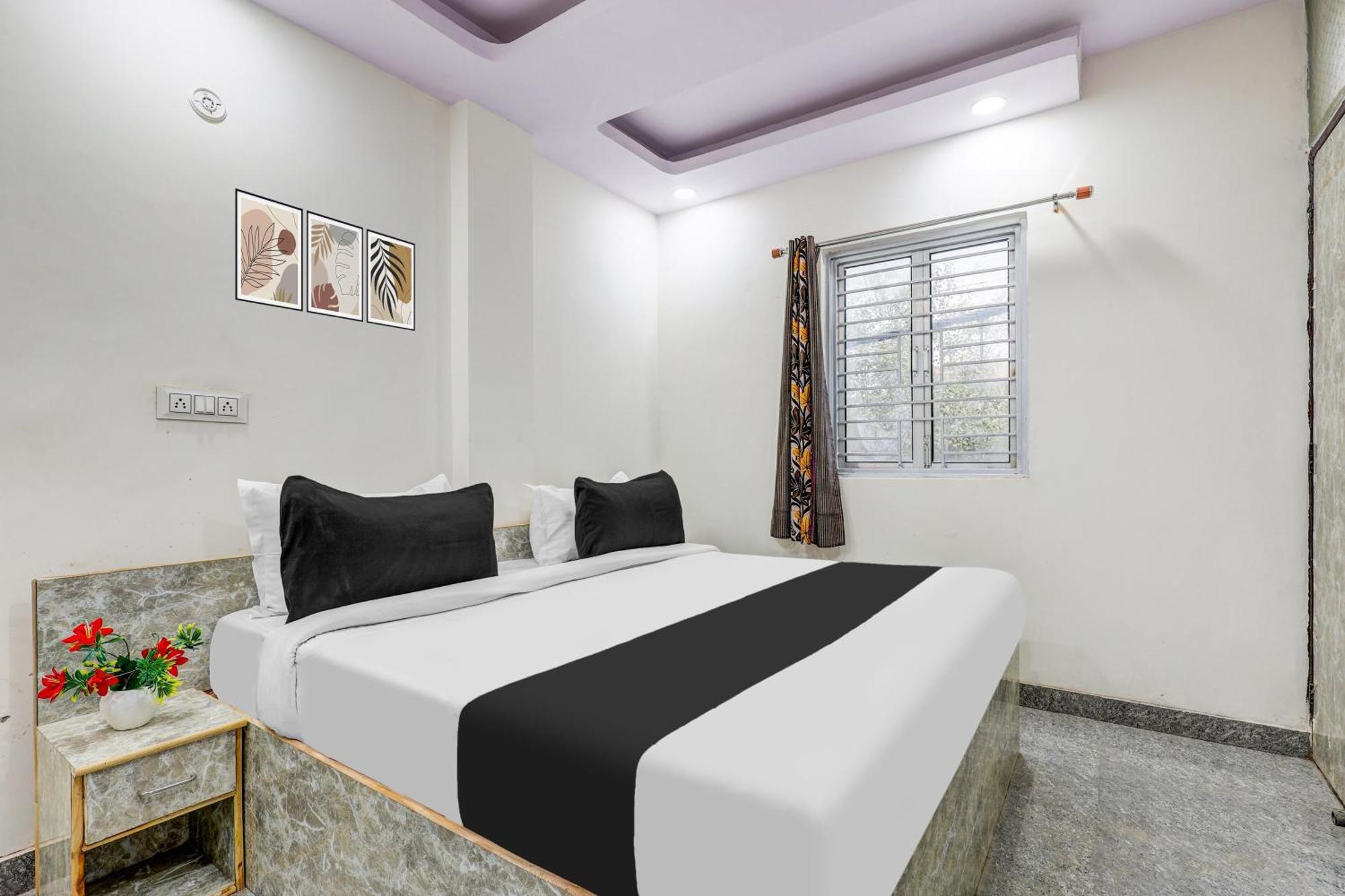 O Govind Residency Hotel